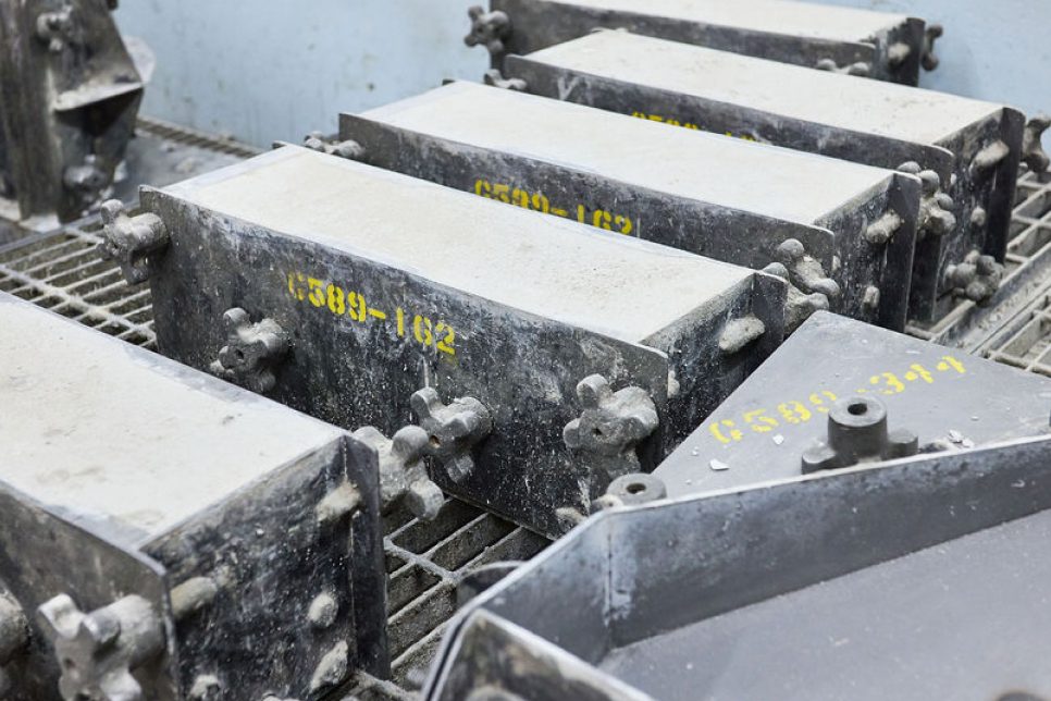 Halmar refractory tile molds